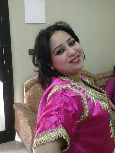 25P FATIMA Arab Mature Hijab Whore BIG BOOBs BBW Slut MILF