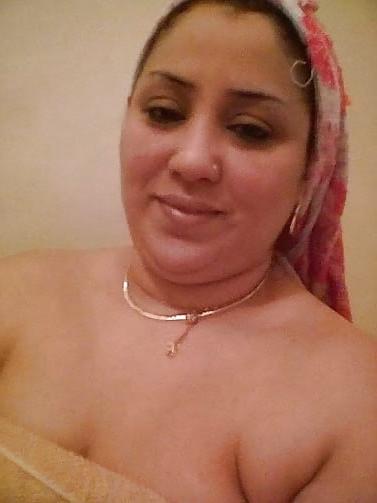 25P FATIMA Arab Mature Hijab Whore BIG BOOBs BBW Slut MILF