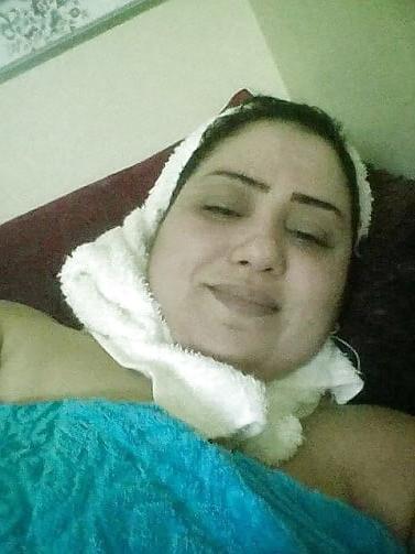25P FATIMA Arab Mature Hijab Whore BIG BOOBs BBW Slut MILF