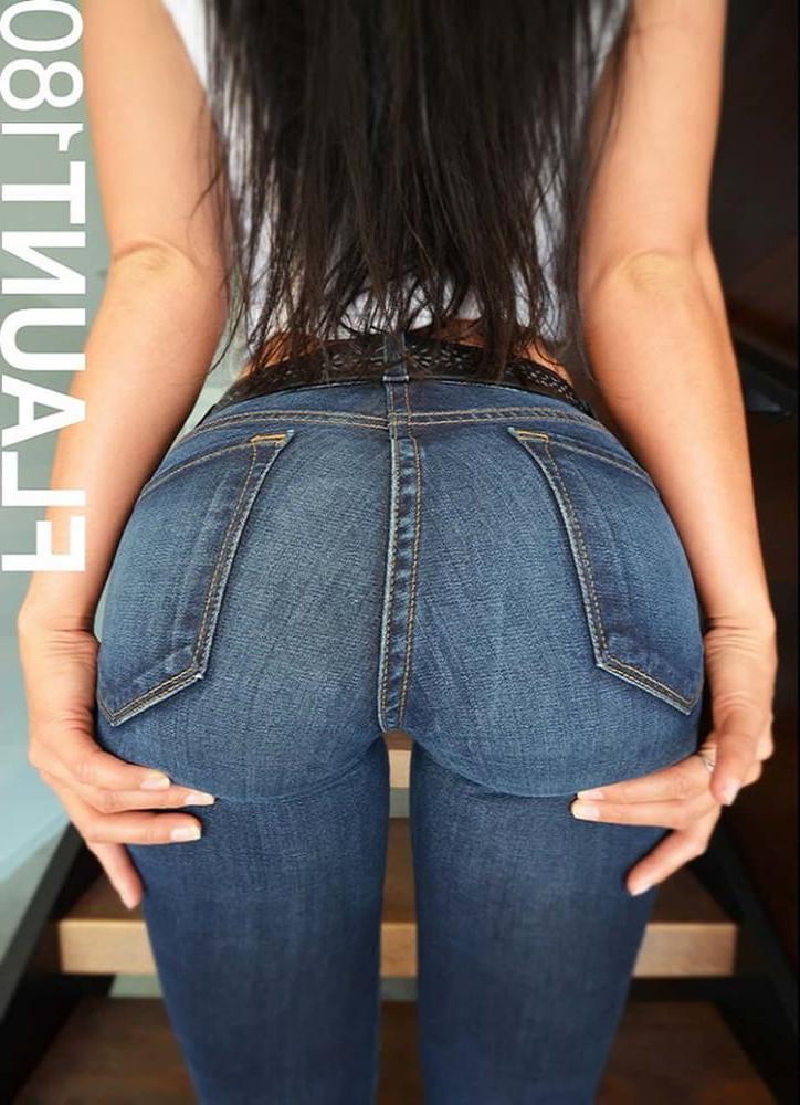 25P Best Big Booty Phat Ass Babes in Blue Jeans by MysteriaCd 2