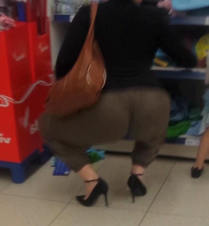 25P fresh milf mom