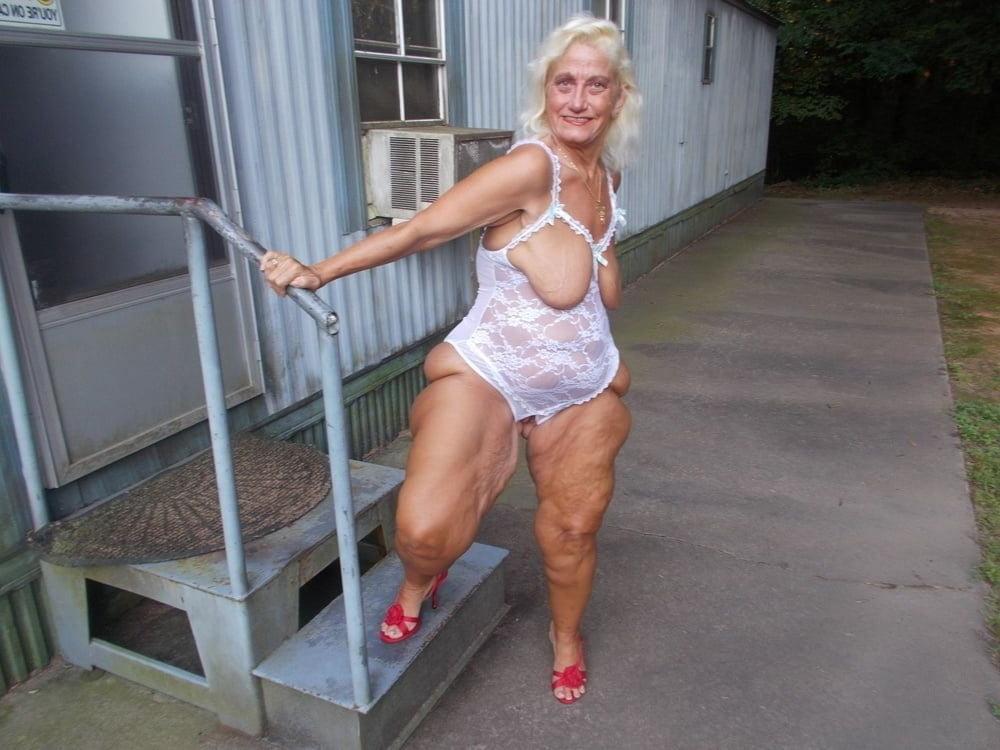 25P Milfs Gilfs Matures