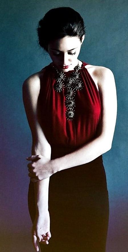 25P Emmy Rossum Cum Target