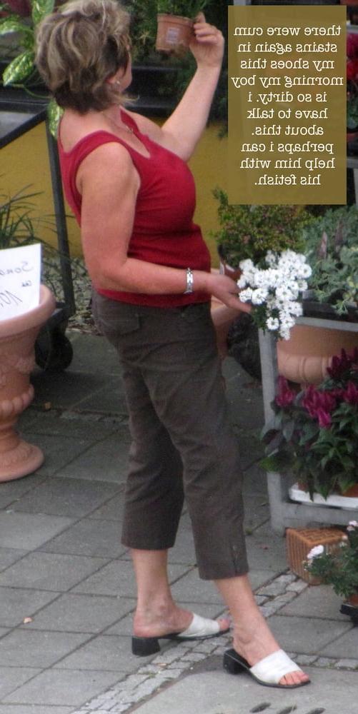 25P mature moms captions