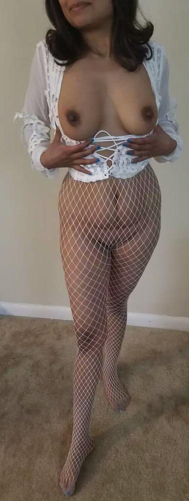 23P GILFS AND MILFS 45