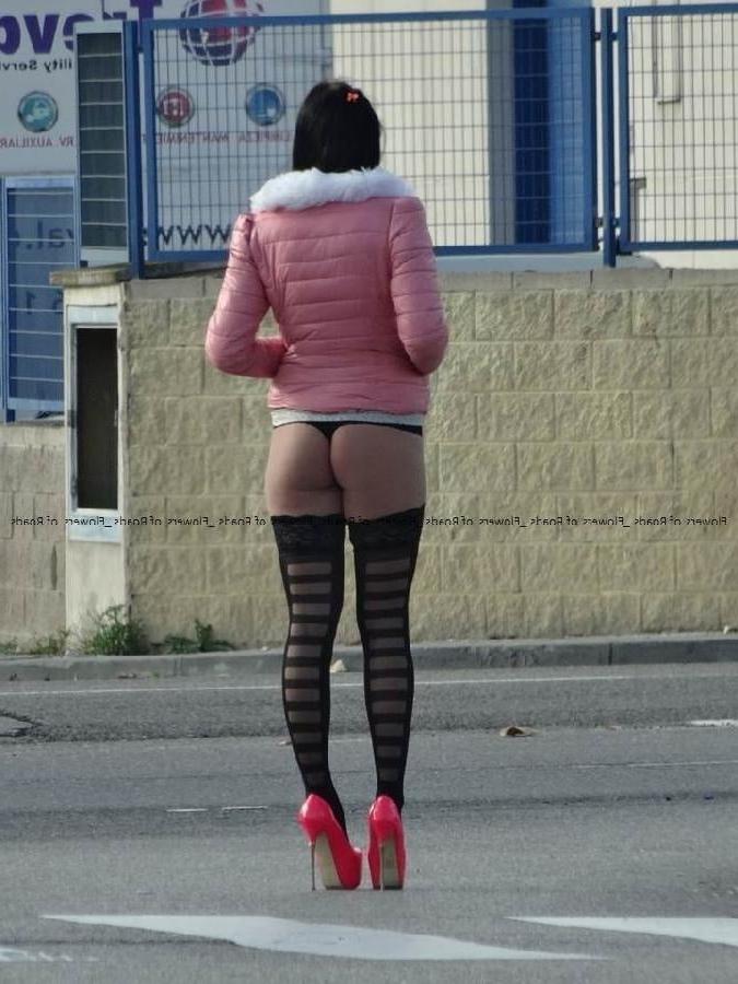 25P Street hookers 4