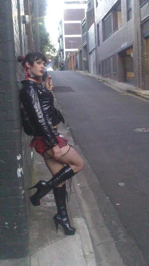 25P Street hookers 4