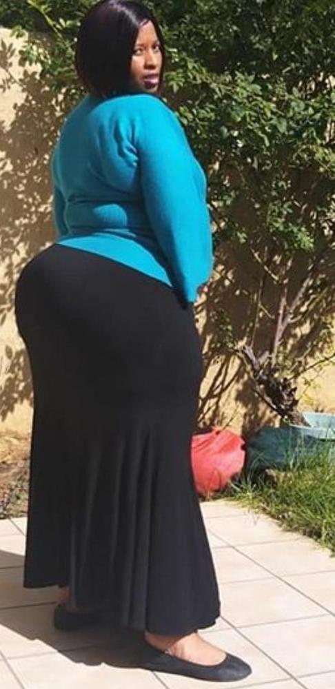 25P Extra wide mega hip big booty sexy pear Makholwa