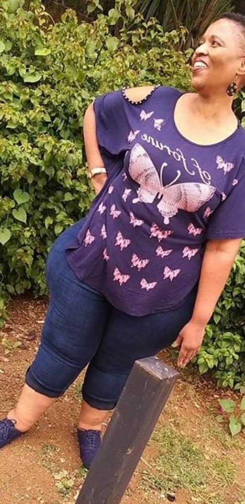 25P Extra wide mega hip big booty sexy pear Makholwa