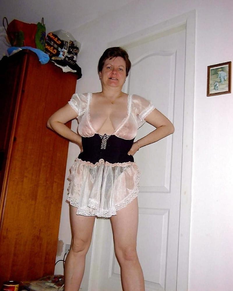 25P MATURES DRESSED LIKE SLUTS 57