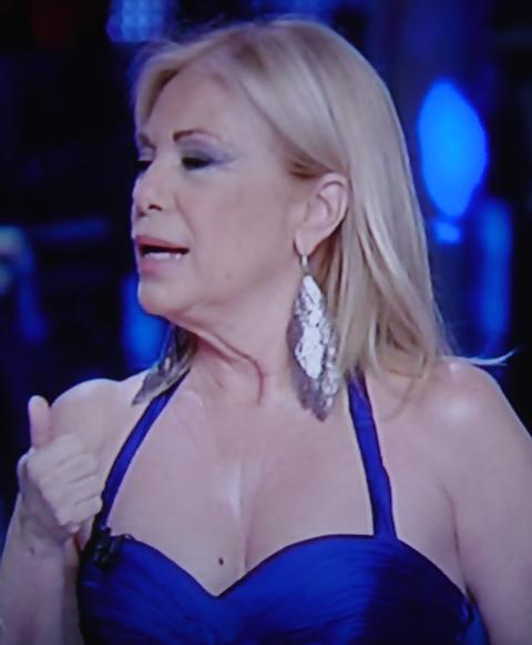 25P Italian tv mature stars i masturbeted for 3