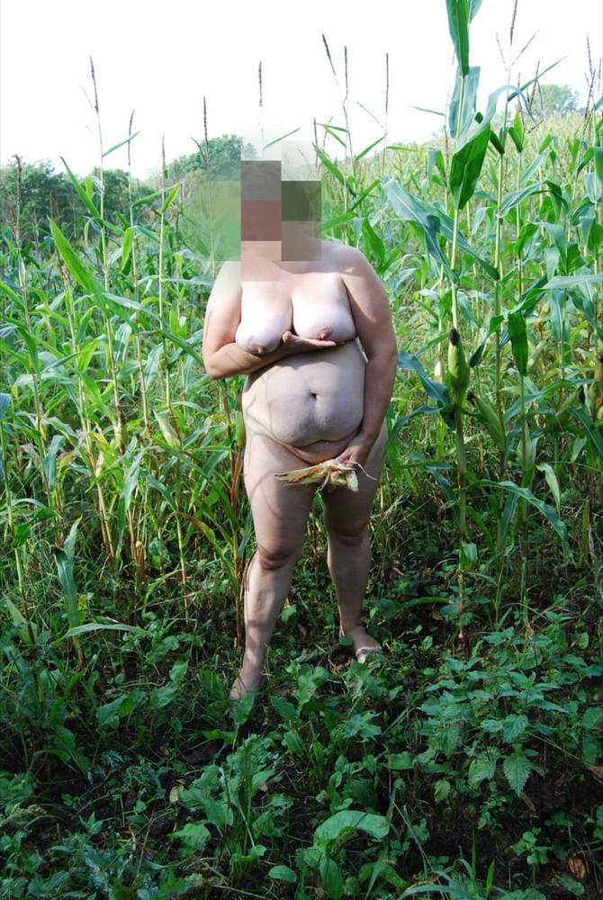 25P Mrs Nair Bello 67 yo owner of a grocery