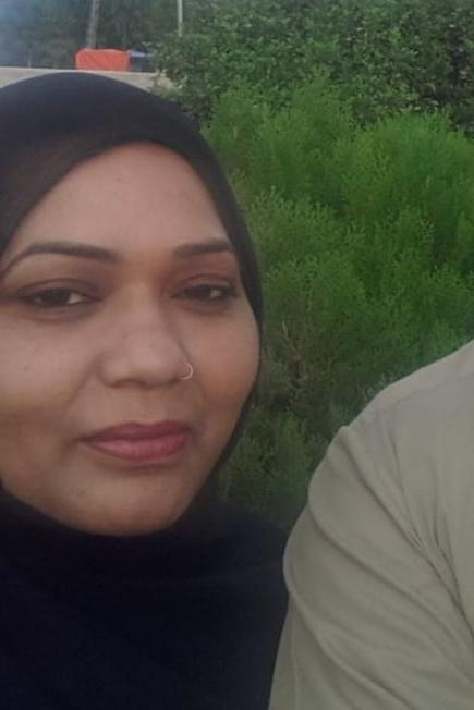 25P Indo Paki Muslim Mature Hijab Whore gets FUCKED - BIG BOOBS