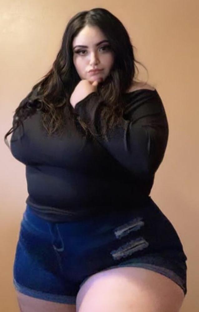 25P White mega big booty bbw pear Ana