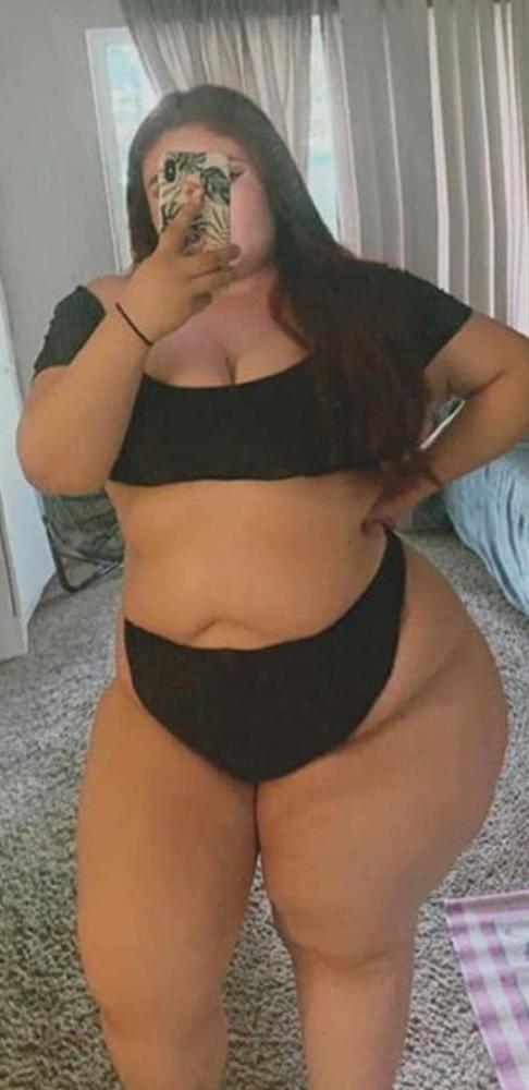 25P White mega big booty bbw pear Ana