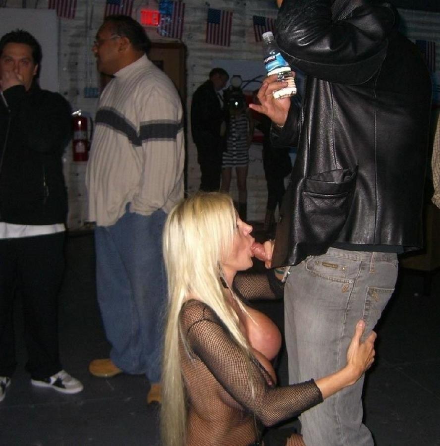 25P Street hookers 3