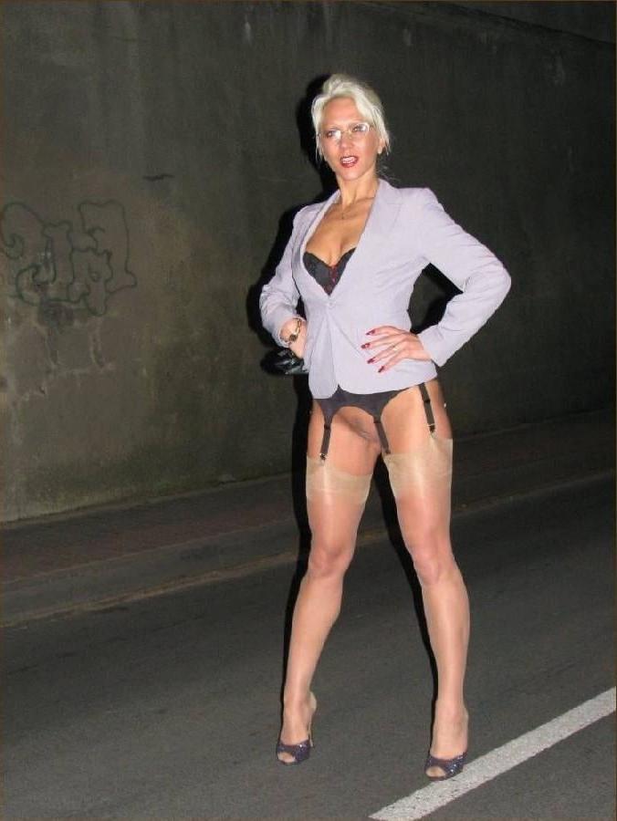 25P Street hookers 3