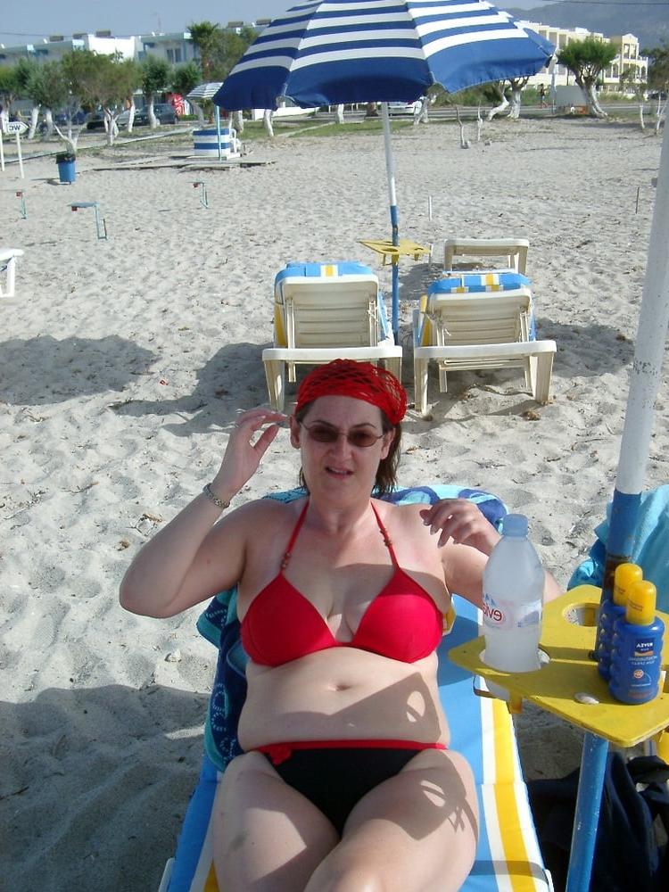 25P Mrs McKay from Crawley UK