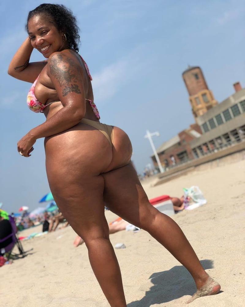 25P big booty