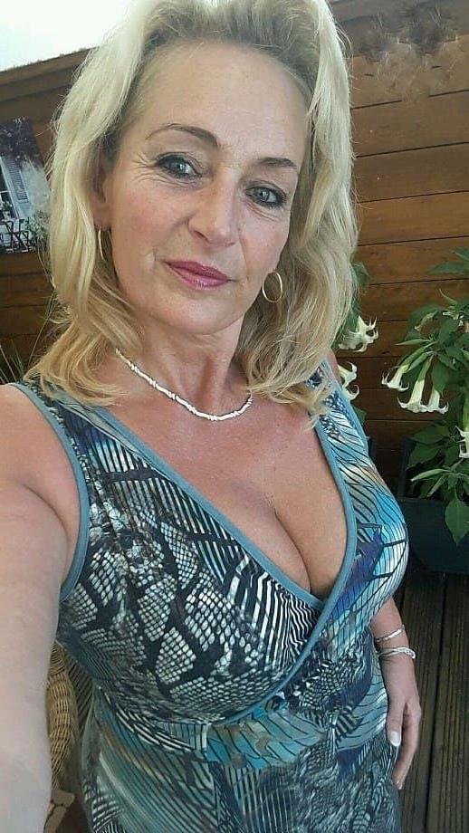 25P MILFS AND GILFS VI