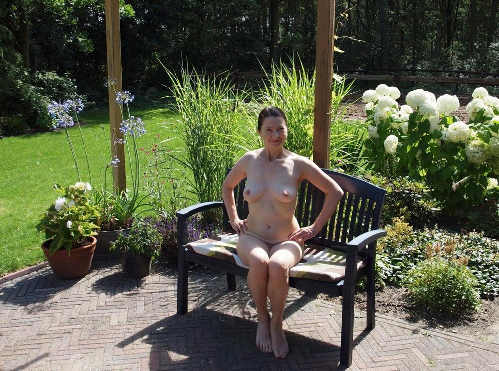 25P Just Nudes 299