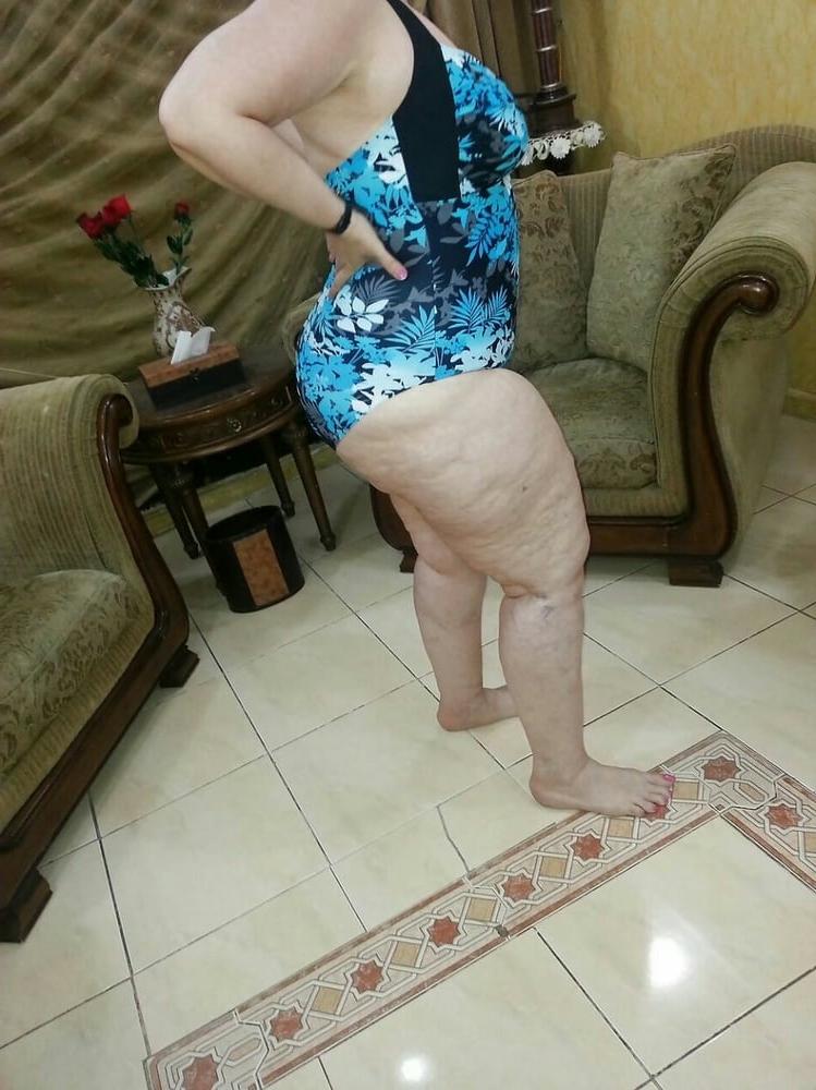25P The BIGGEST Arab Ass - BIG Booty Hijab BBW MILF Whore