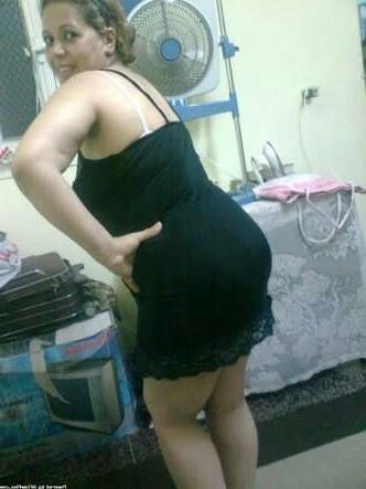 25P The BIGGEST Arab Ass - BIG Booty Hijab BBW MILF Whore