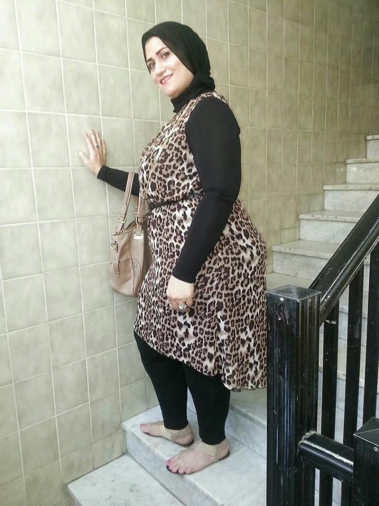 25P The BIGGEST Arab Ass - BIG Booty Hijab BBW MILF Whore