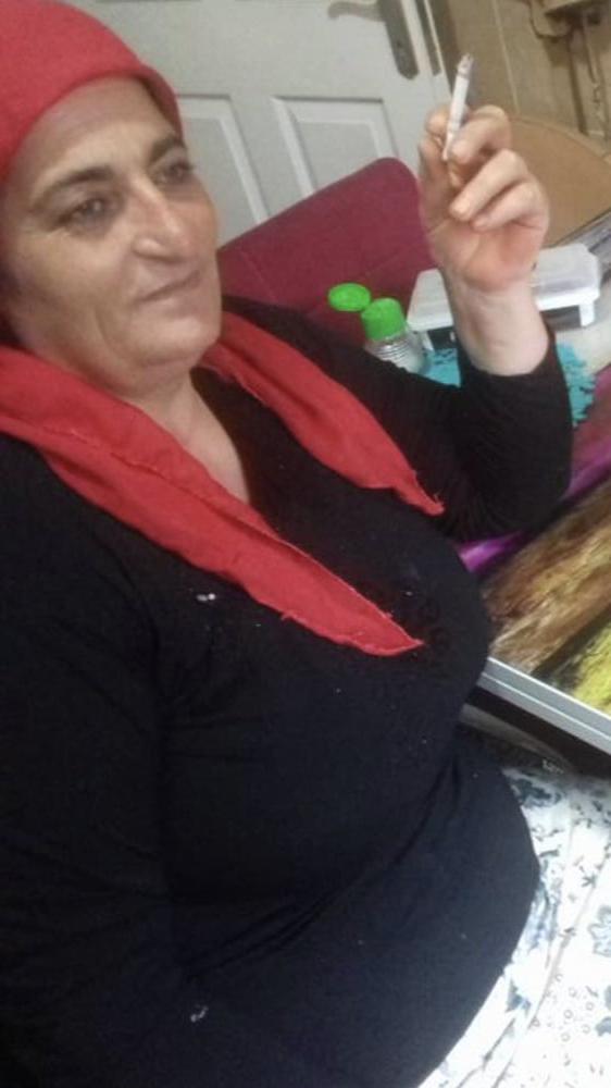 6P Turkish Muslim Hijab Mature - BIG BOOBS Granny (NON-Porn)