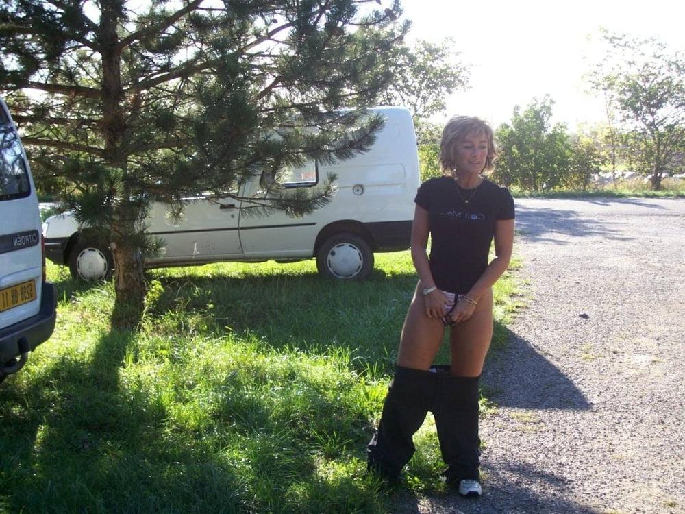 25P Hot Horny Mom