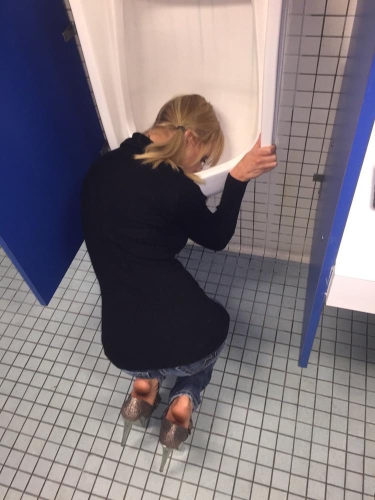 25P Male urinals sluts