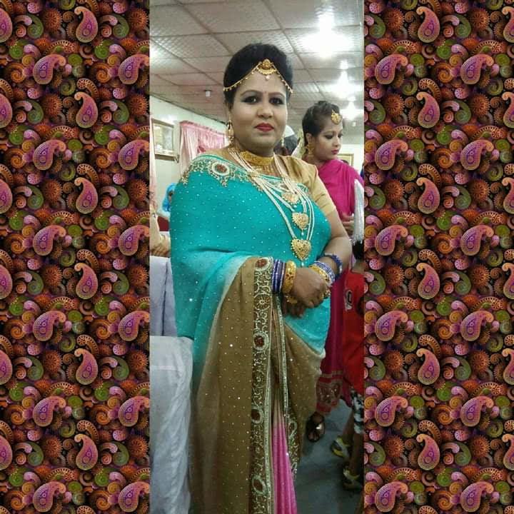 9P My mom blue saree hot sexy