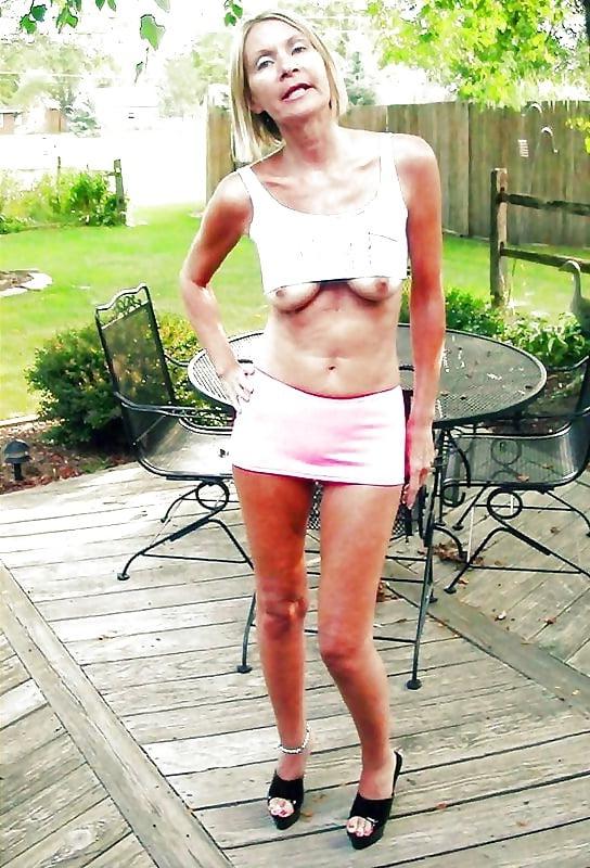 25P MATURES DRESSED LIKE SLUTS 56