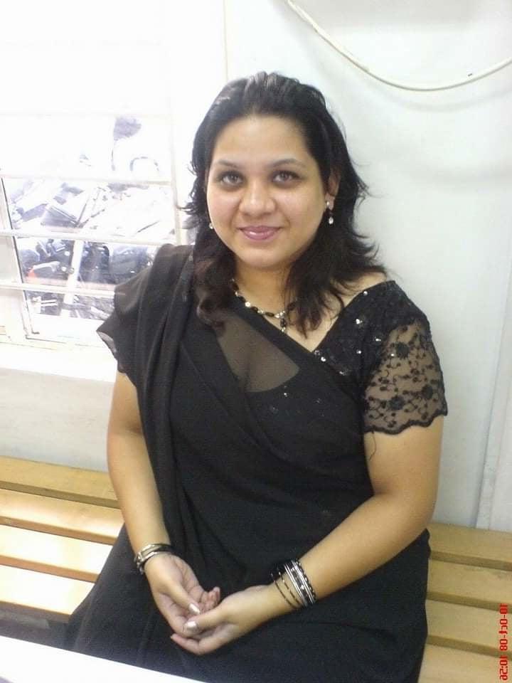 25P My mom hot saree blouse  sexy