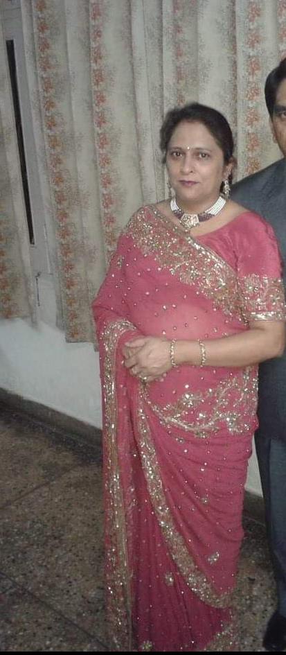 25P My mom hot saree blouse  sexy