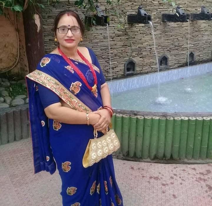 25P My mom hot saree blouse  sexy