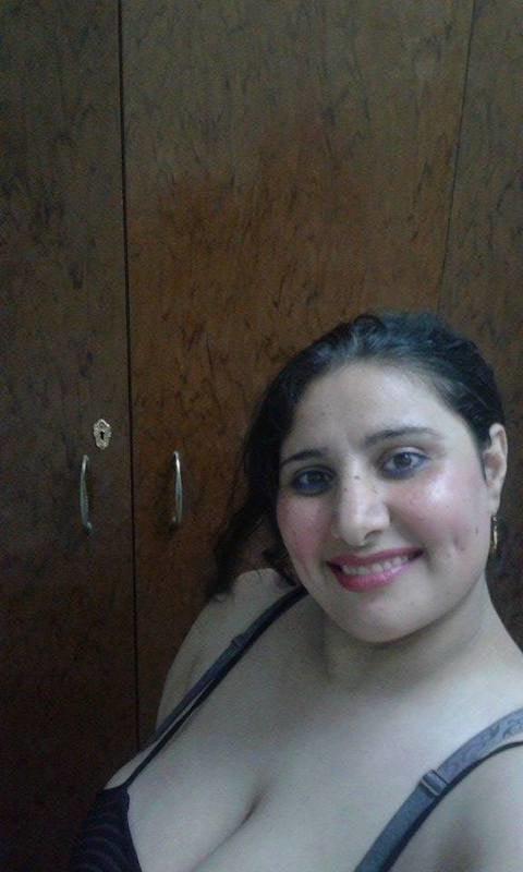 20P Arab Mature Hijab Whore - BIG BOOBS MILF (NON-Porn)