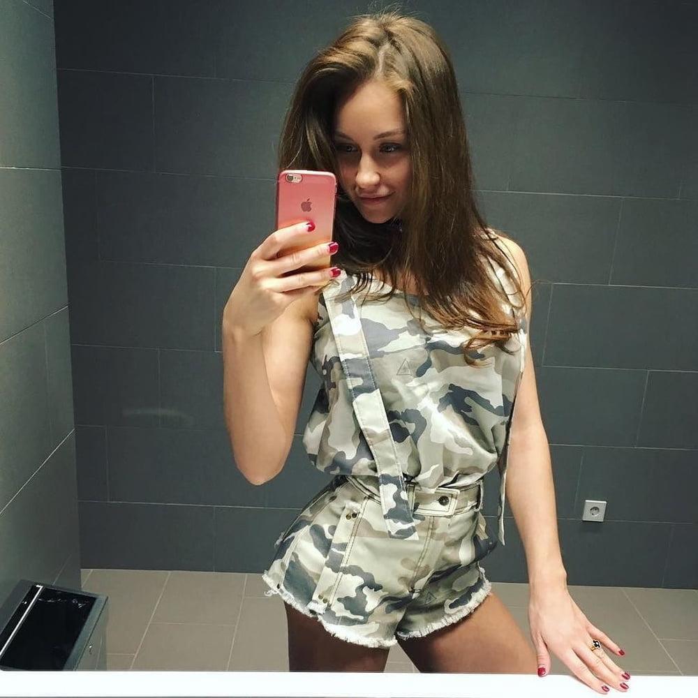 25P Sexy Teen Big Boobs