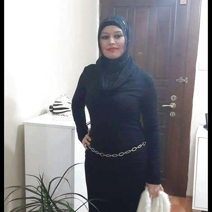 25P turkish mom mother olgun hijab