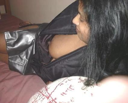 25P Hotwives 16