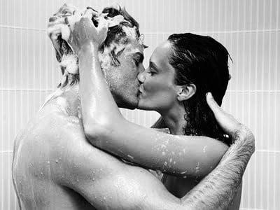 25P Romantically Erotic Love (2)
