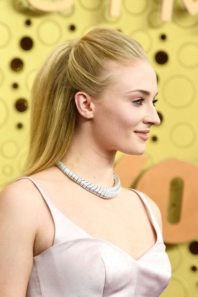 25P Sophie Turner Cum Trigger