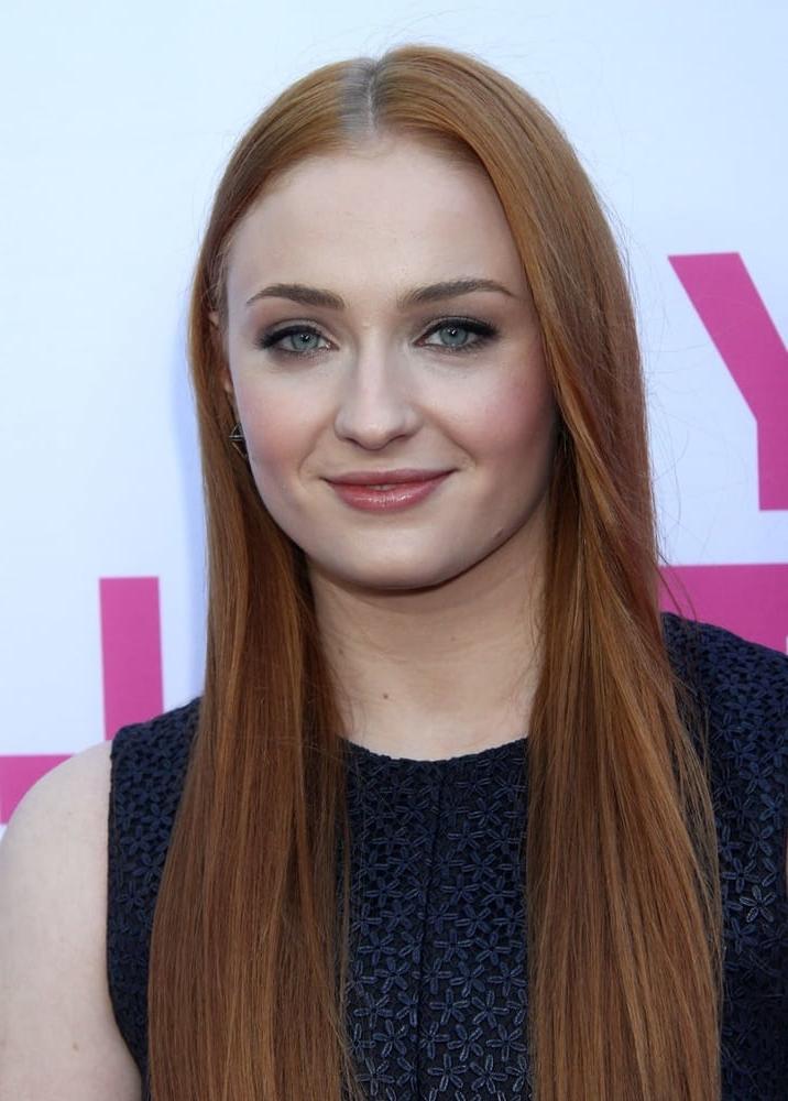 25P Sophie Turner Cum Trigger