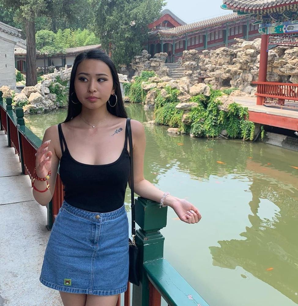 25P Big Boobs (Asian) 1