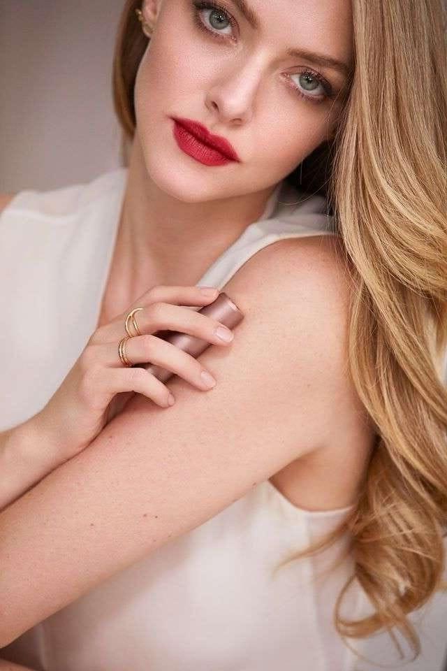 25P Amanda Seyfried Cum Trigger