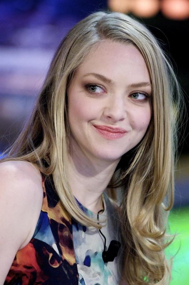 25P Amanda Seyfried Cum Trigger