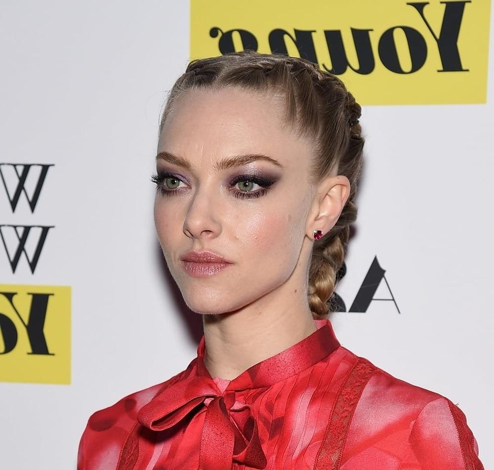 25P Amanda Seyfried Cum Trigger