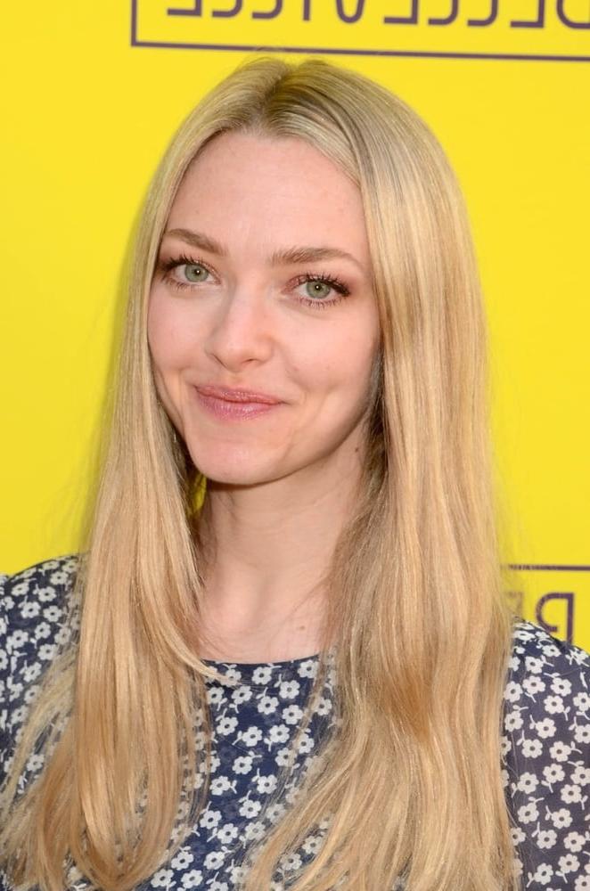 25P Amanda Seyfried Cum Trigger