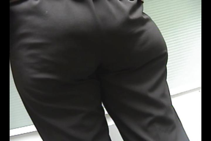 20P LATINA BOOTY VOYUER 