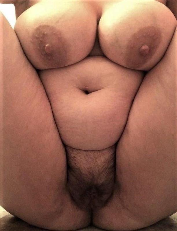 25P Thick Wives with Big Boobs and Bellies